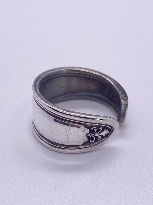 Spoon Ring size: 10
