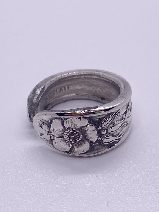 Spoon Ring size: 4